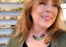 Load image into Gallery viewer, Double leaf necklace