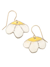 Load image into Gallery viewer, Daisy shaped earrings yellow and white