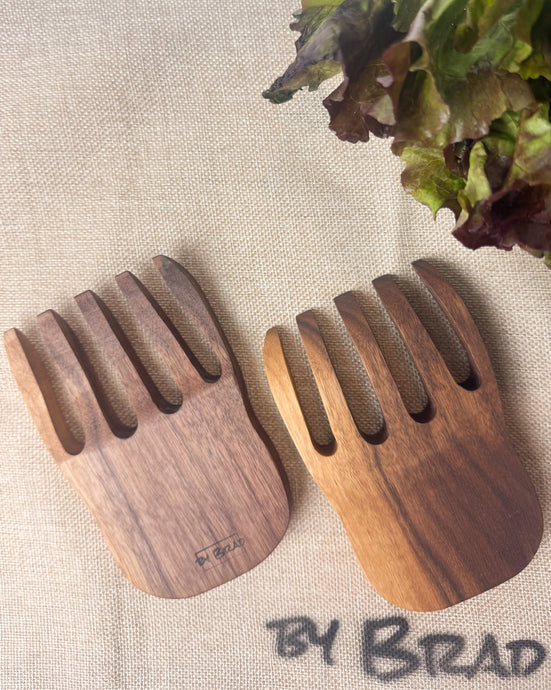 Salad Claws with packaging