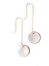 Load image into Gallery viewer, Circle drop earrings in White
