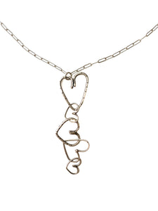 Necklace with 5 interlocking hearts made of silver